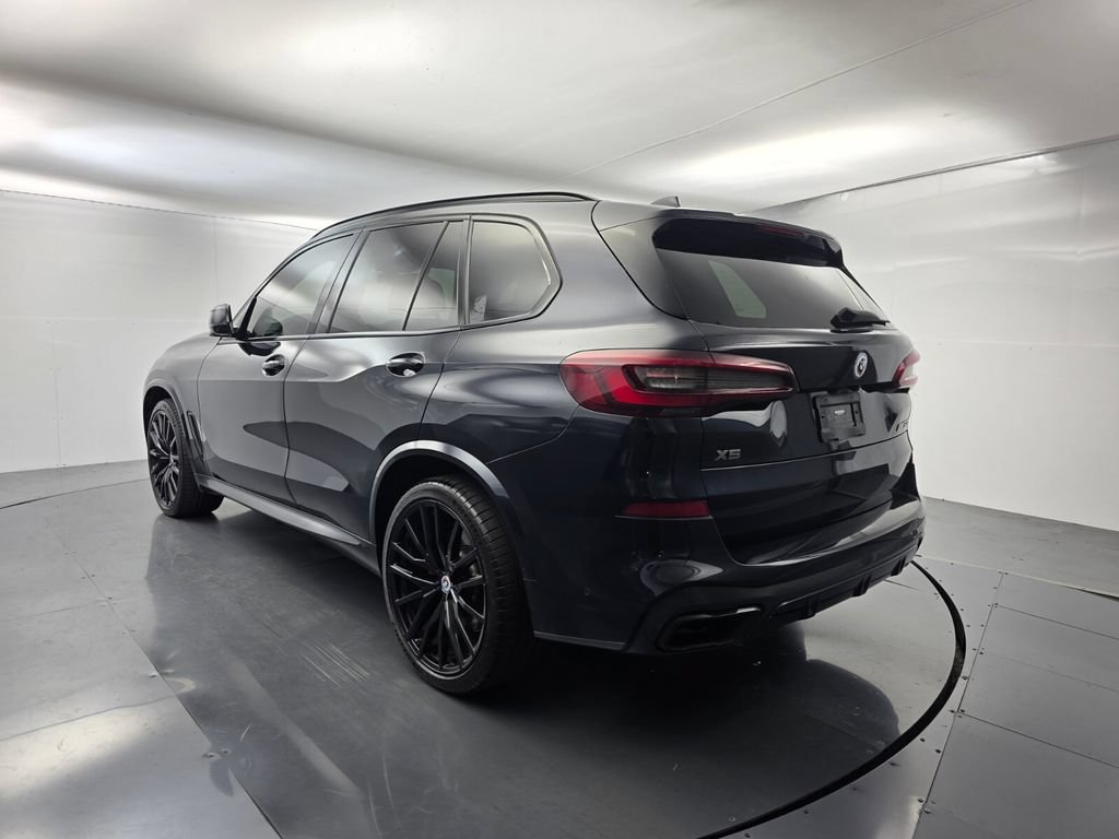 Used 2022 BMW X5 M50i AWD/4WD image 6