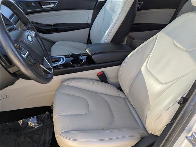 Used 2018 Ford Edge Titanium image 14