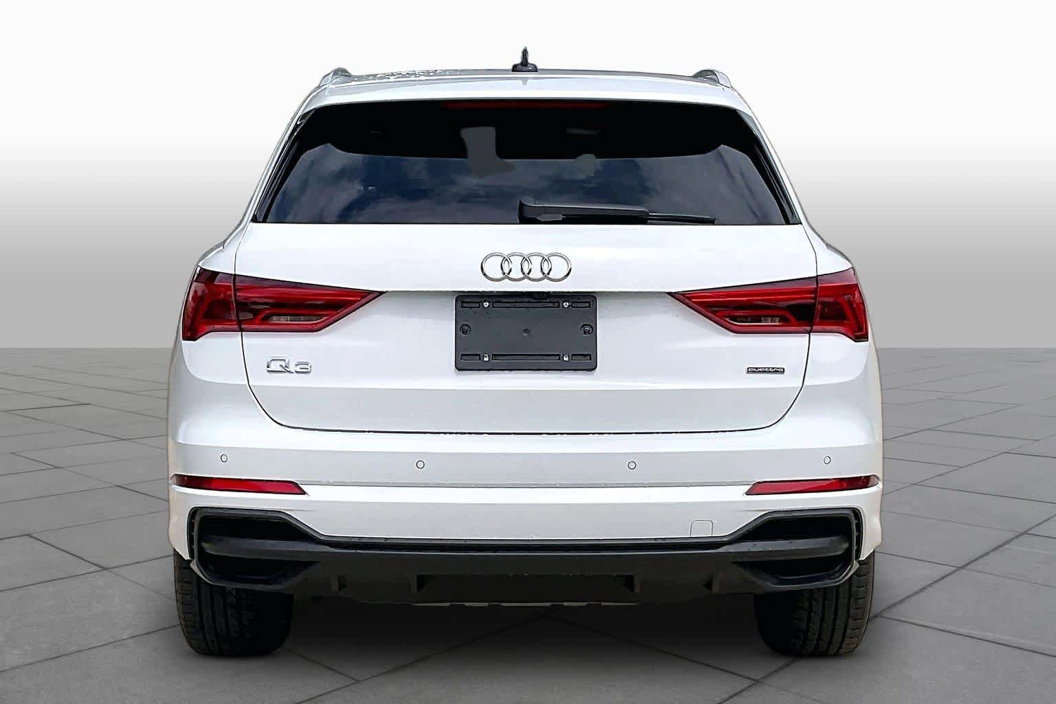Used 2023 Audi Q3 2.0T Premium w/ Convenience Package AWD/4WD image 5