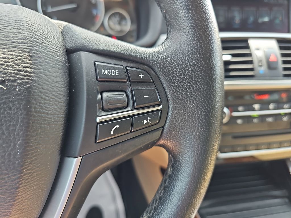 Used 2017 BMW X3 xDrive28i AWD/4WD image 23