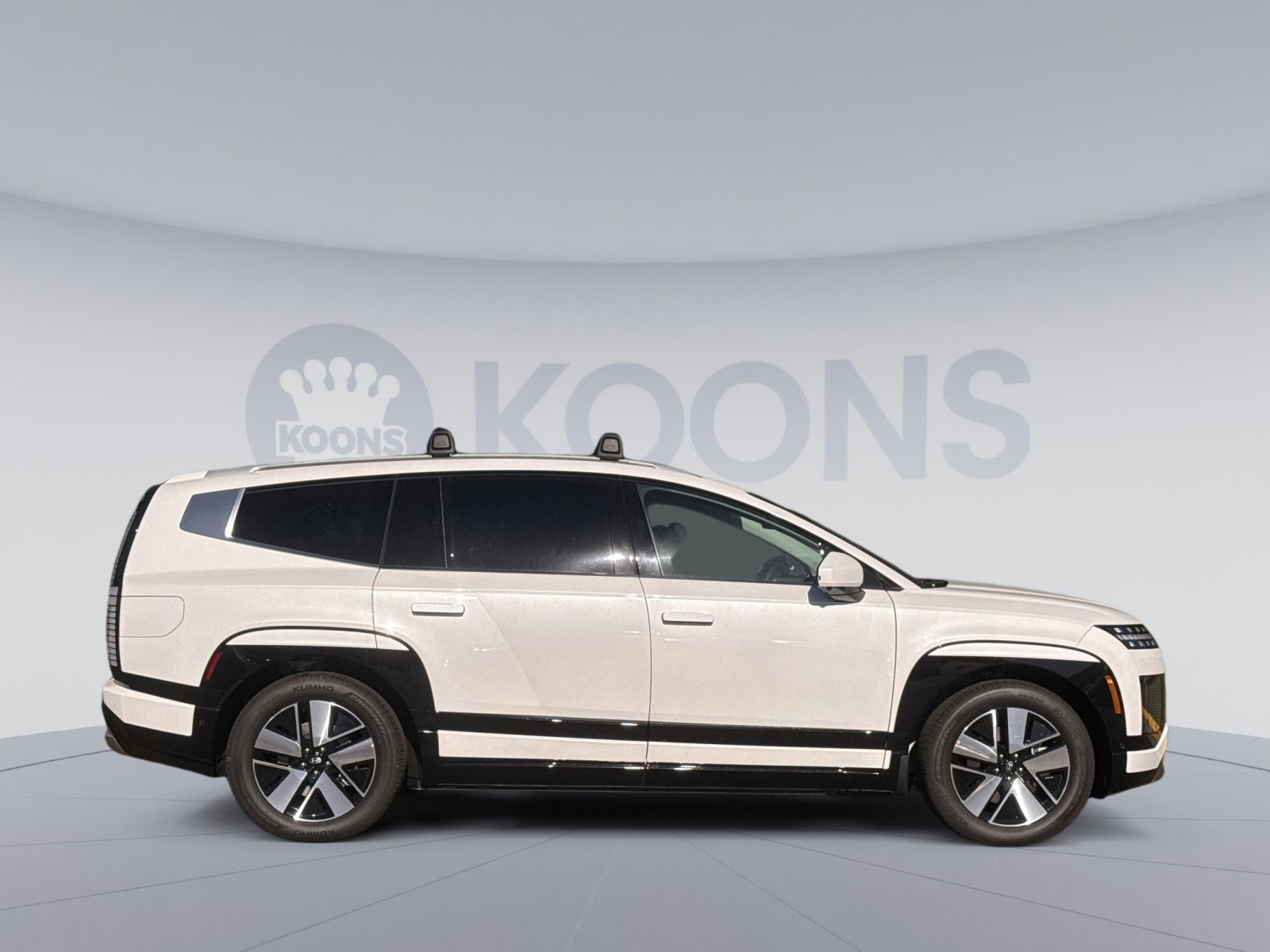 New 2026 Hyundai Ioniq 9 SEL image 8