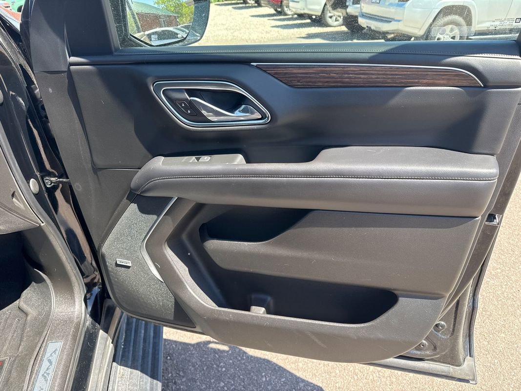 Used 2021 Chevrolet Suburban High Country image 20