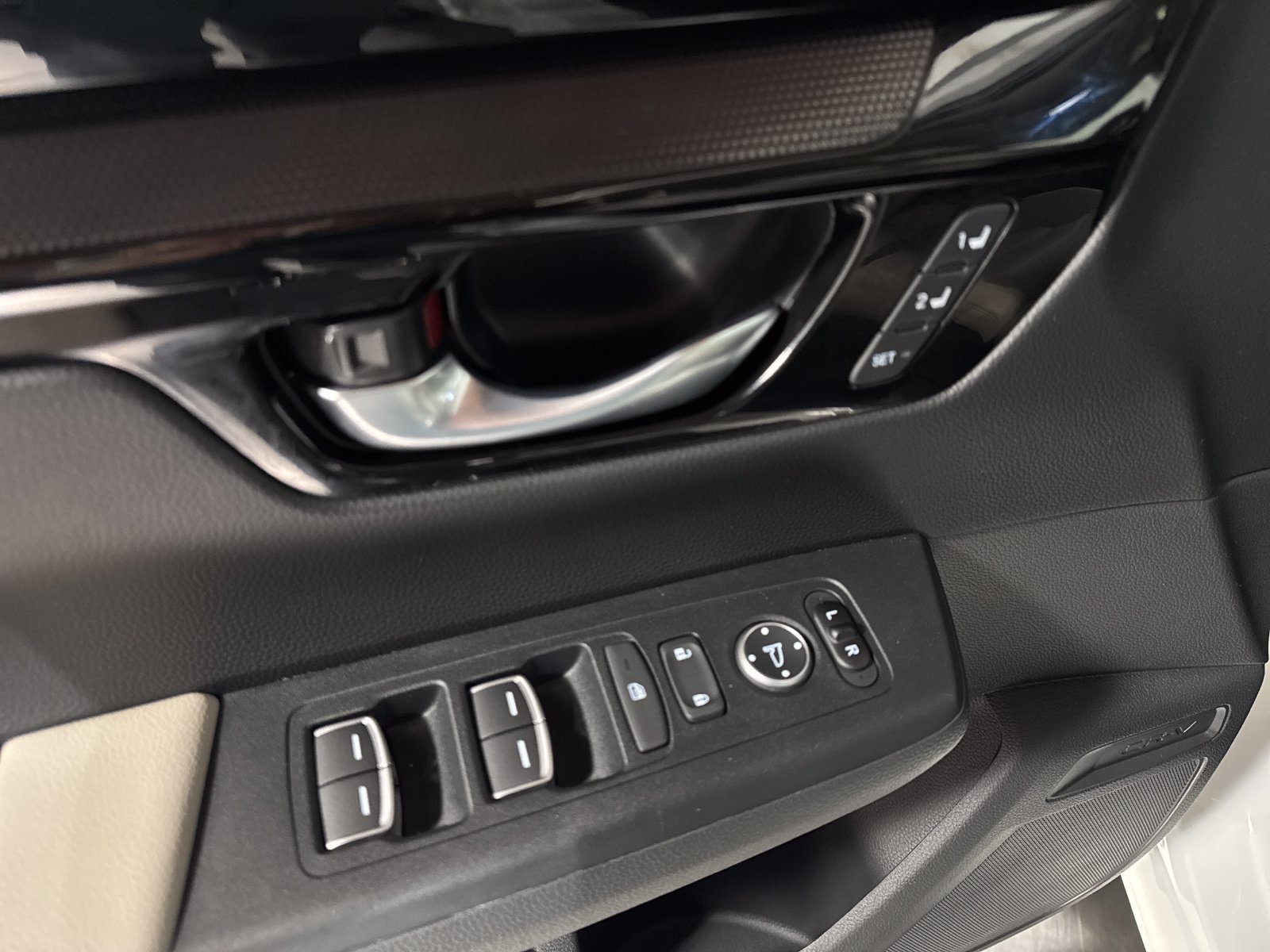 Certified 2024 Honda CR-V EX-L image 12