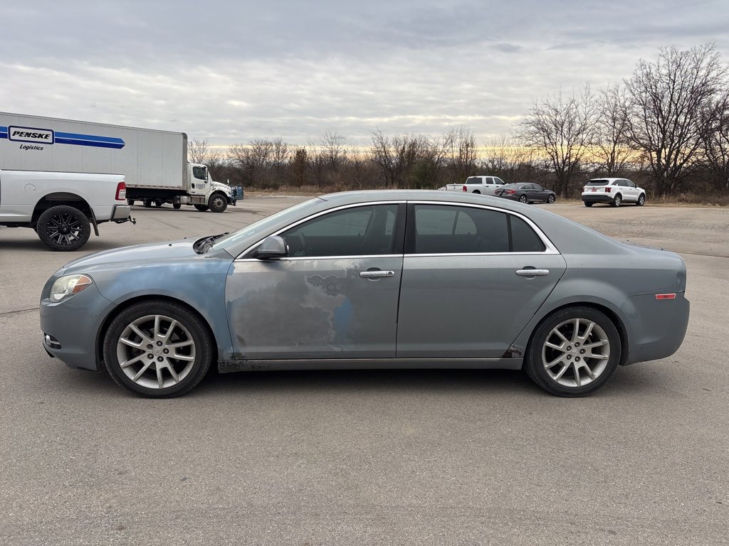 Used 2009 Chevrolet Malibu LTZ image 6