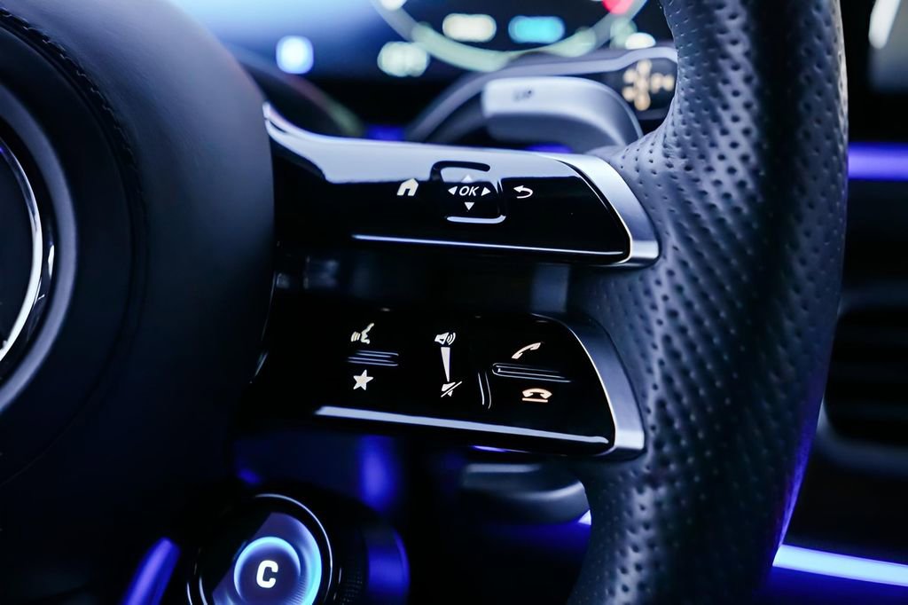 Used 2024 Mercedes-Benz GLS 63 AMG 4MATIC image 38