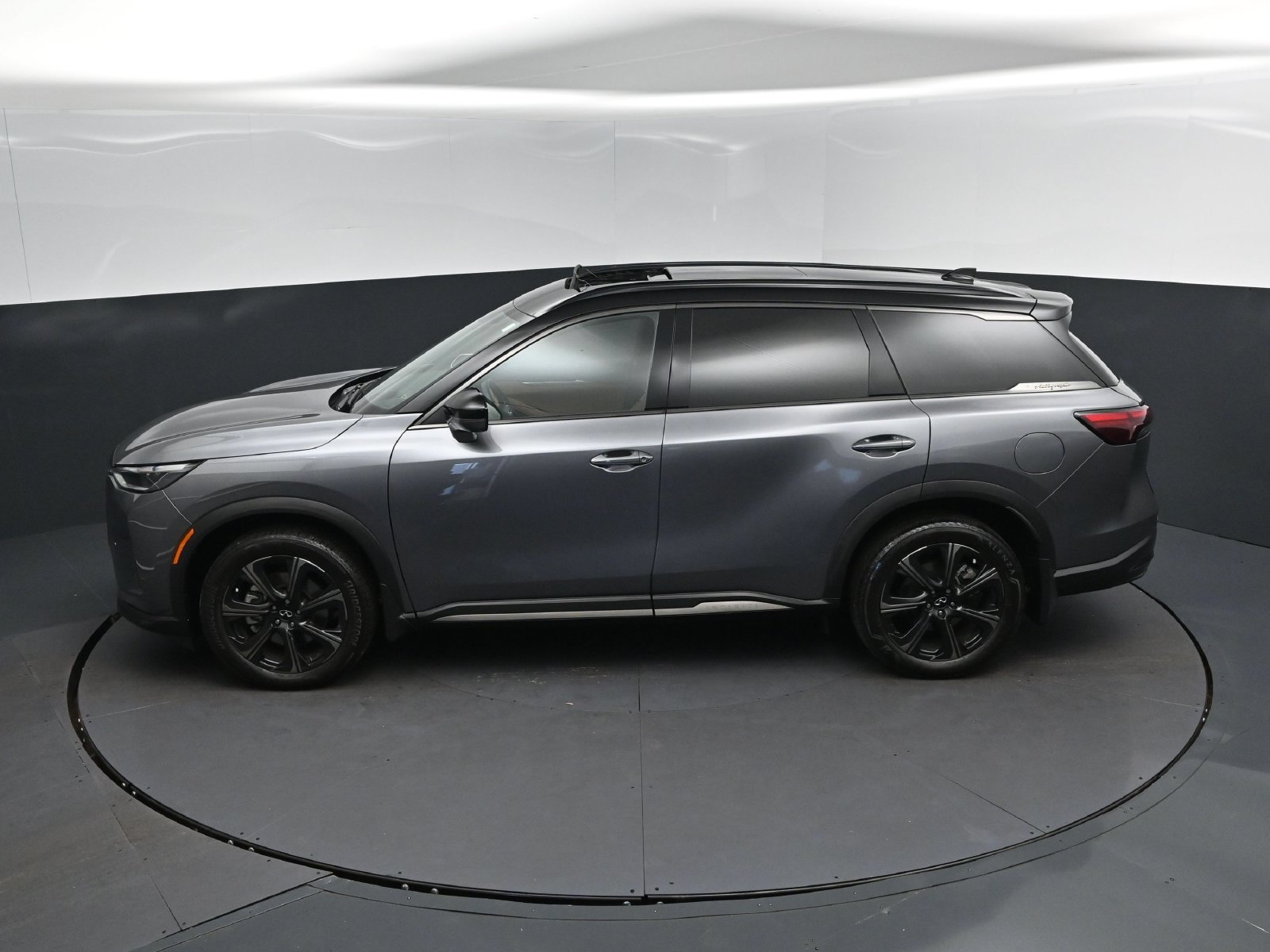 Used 2026 INFINITI QX60 Autograph w/ Dark Cargo Package AWD/4WD image 35