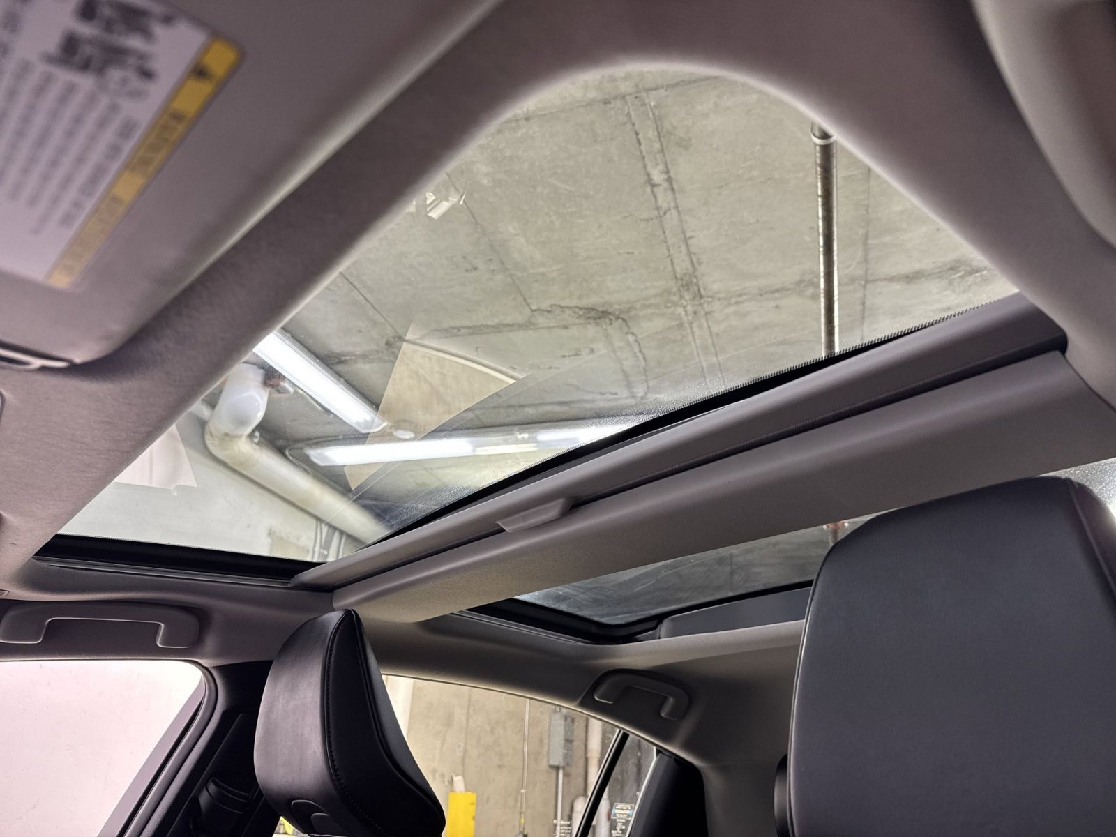 Used 2024 Toyota Prius Prime FWD image 36