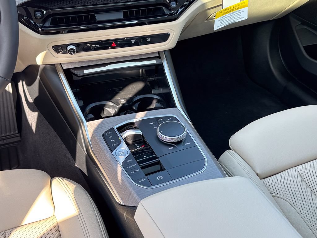 New 2026 BMW 330i xDrive Sedan w/ Premium Package AWD/4WD image 22