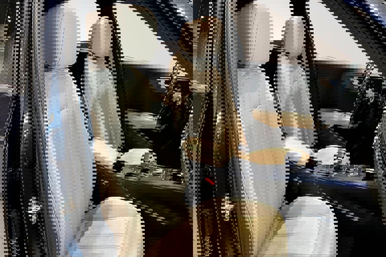 Used 2017 Audi A4 2.0T Premium w/ Convenience Package image 27