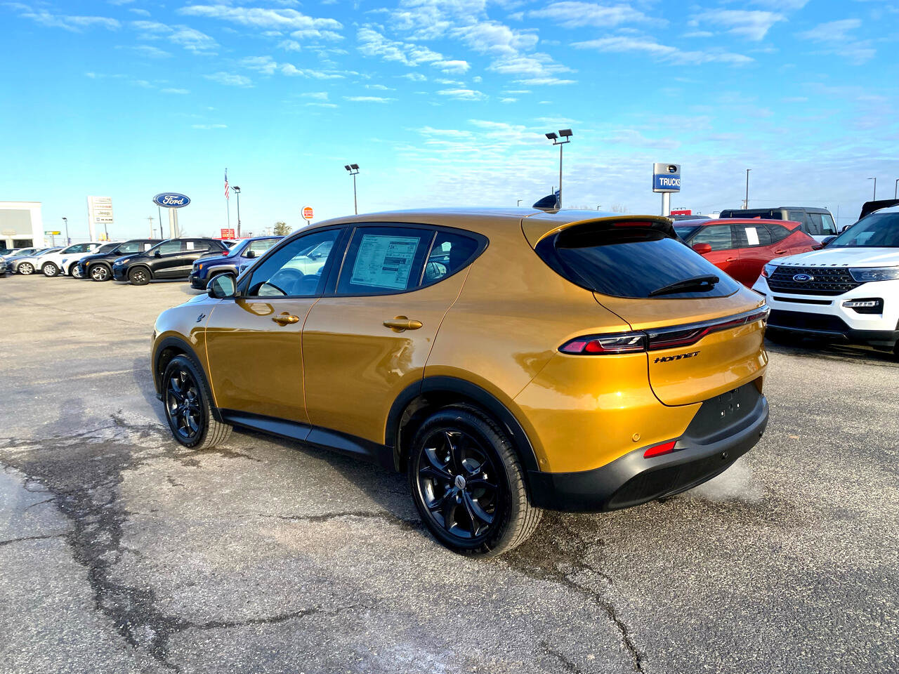 New 2025 Dodge Hornet GT w/ Tech Pack image 8