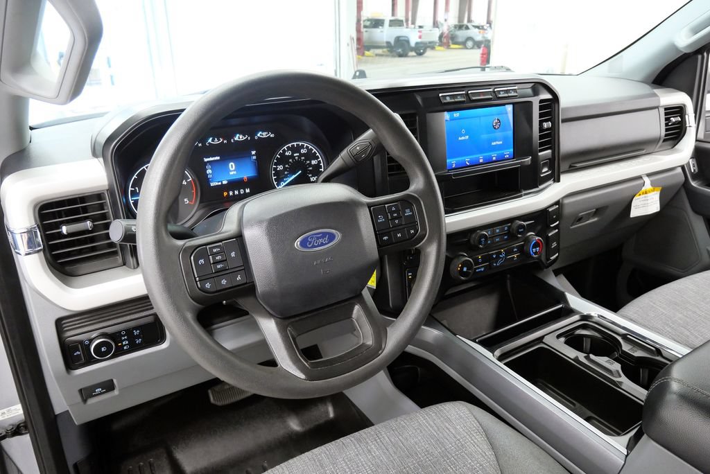 Used 2024 Ford F350 XLT w/ 360-Degree Camera Package AWD/4WD image 12
