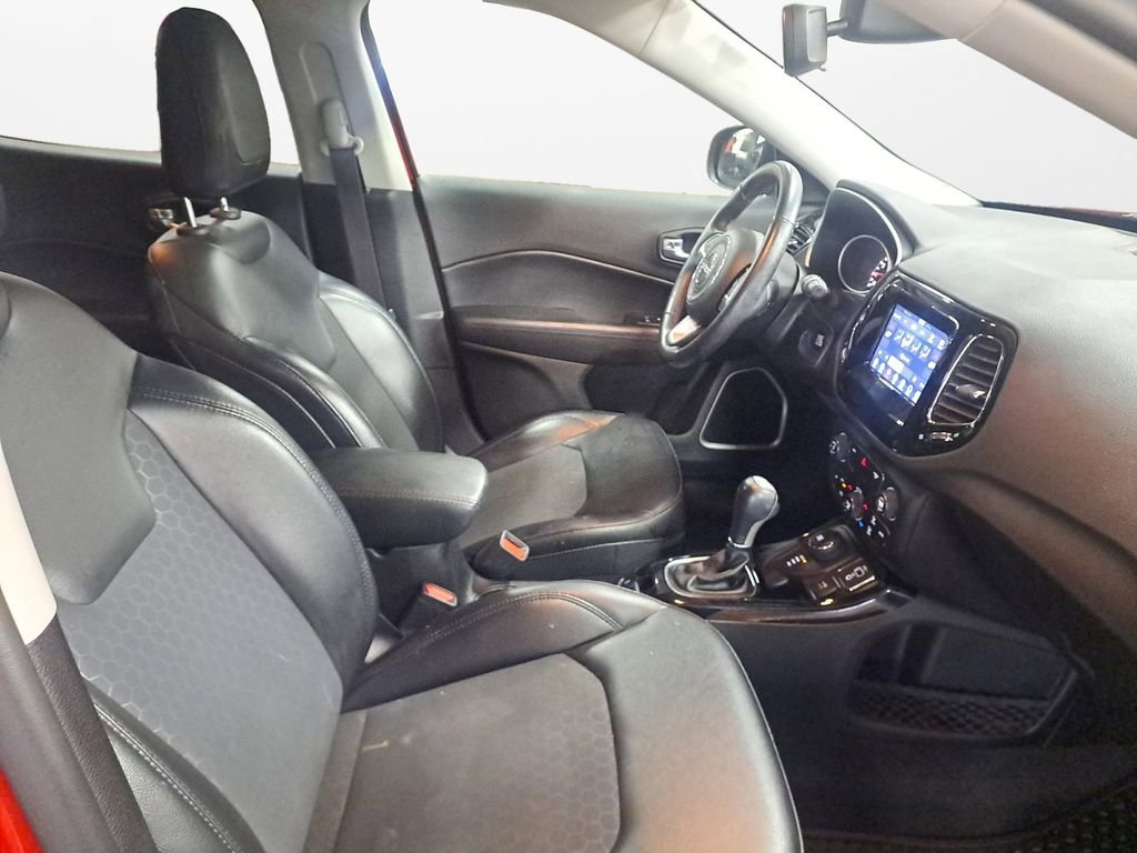 Used 2019 Jeep Compass Altitude image 15