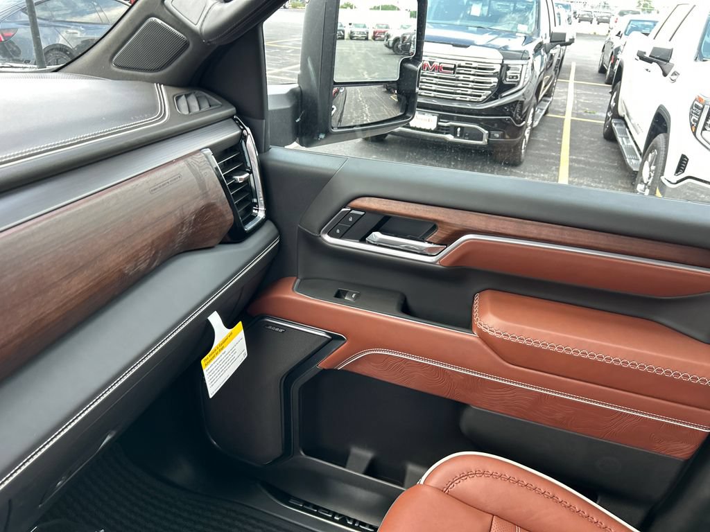 New 2026 GMC Sierra 2500 Denali Ultimate w/ Snow Plow Prep/Camper Package AWD/4WD image 29