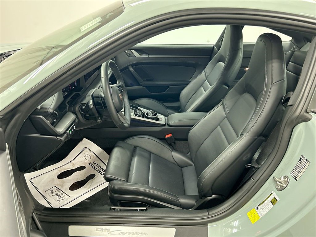Certified 2025 Porsche 911 Carrera image 12