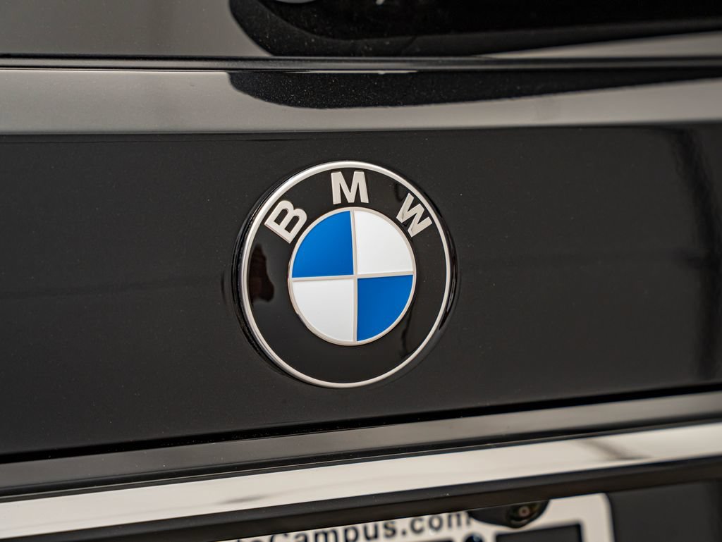 New 2027 BMW X7 xDrive40i AWD/4WD image 16