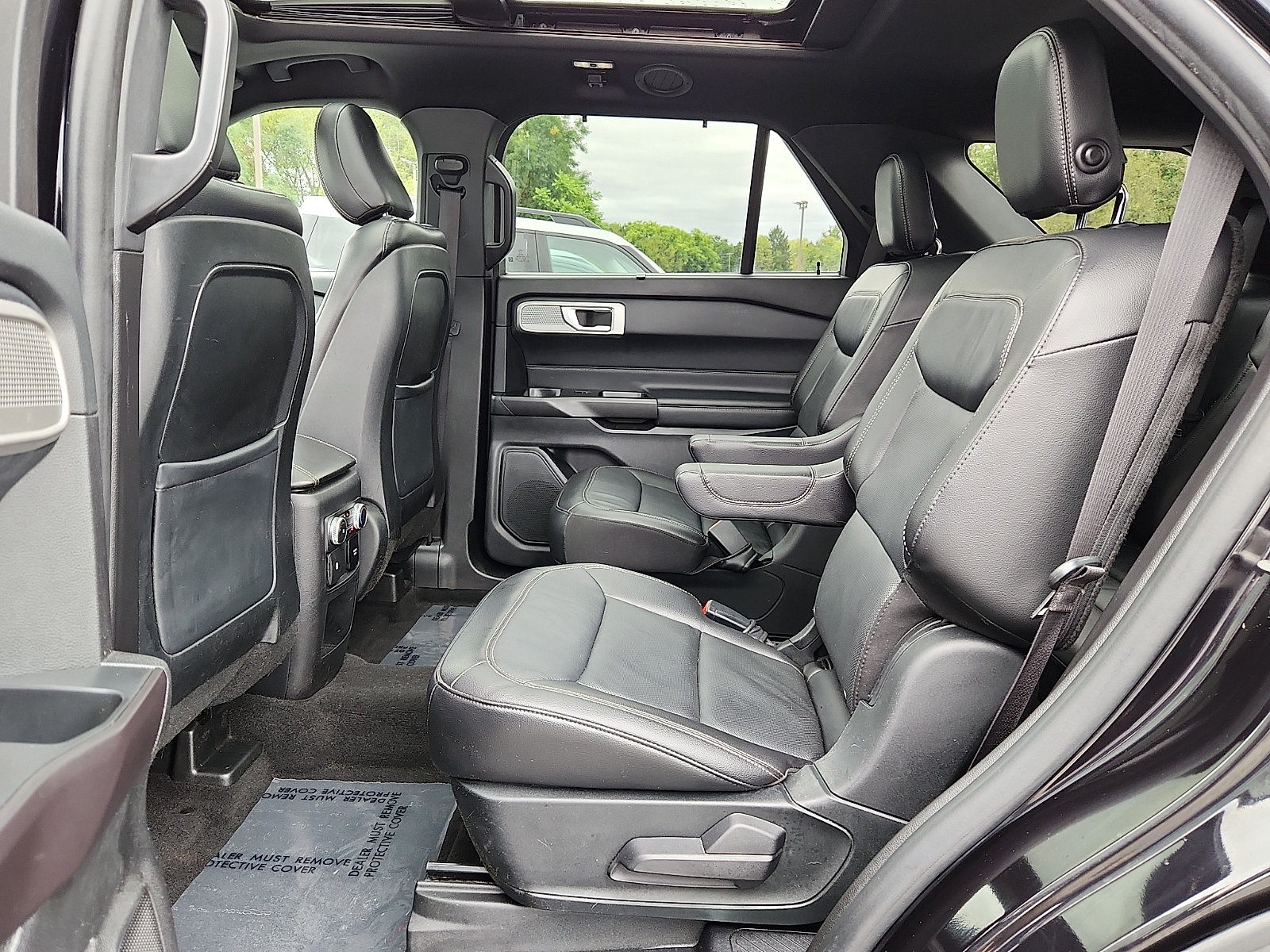 Used 2020 Ford Explorer Limited AWD/4WD image 11
