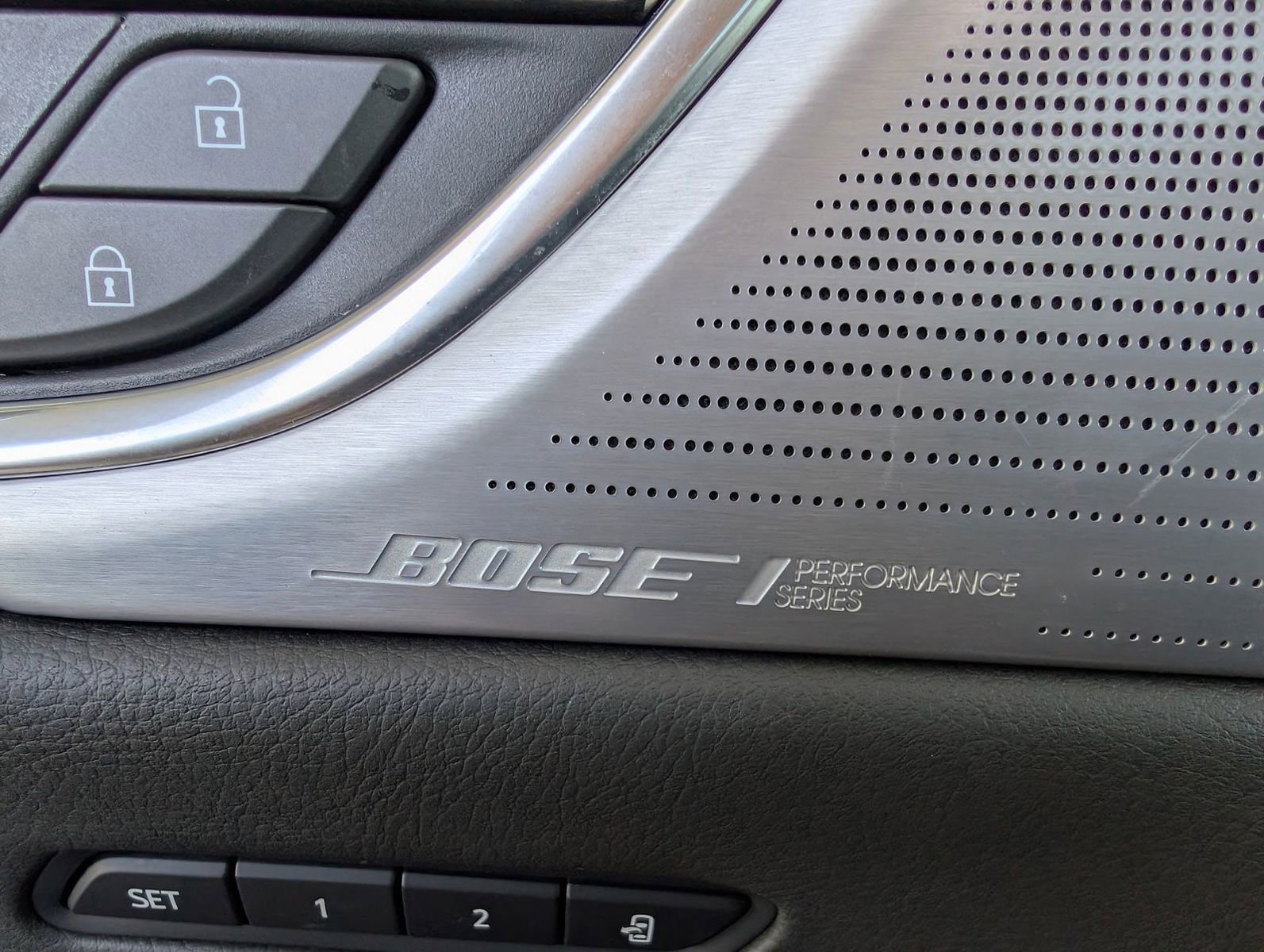 Used 2023 Cadillac XT6 Premium Luxury image 8