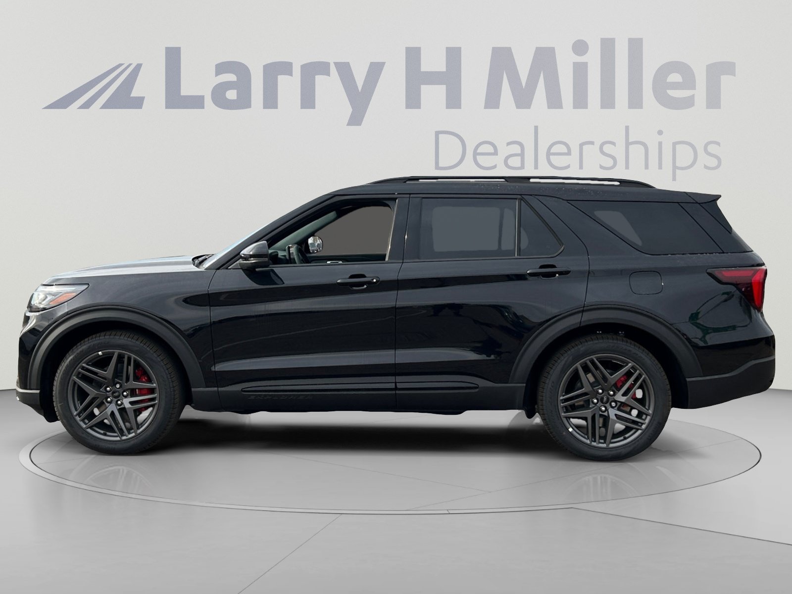 New 2026 Ford Explorer ST w/ Sun And Sound Package AWD/4WD image 2