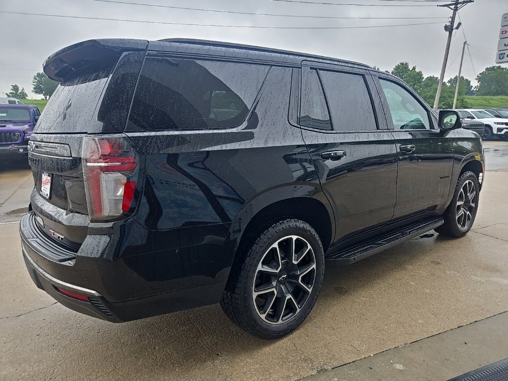 Used 2021 Chevrolet Tahoe RST w/ Luxury Package AWD/4WD image 13