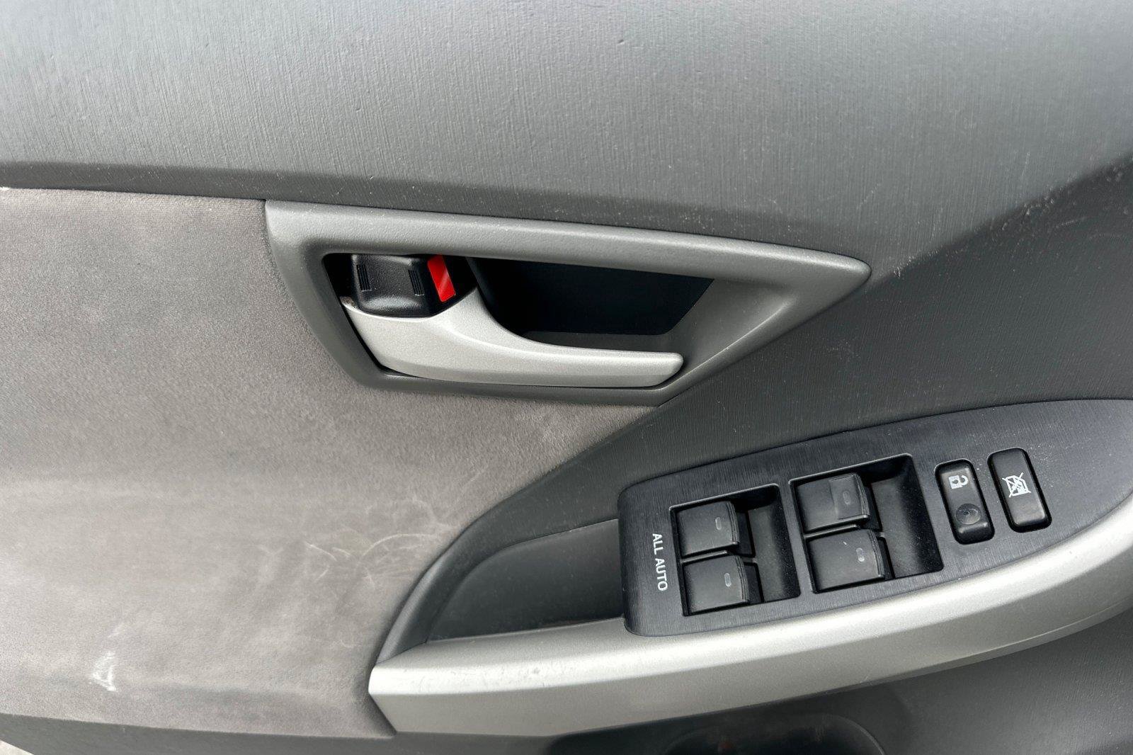 Used 2010 Toyota Prius Two FWD image 10