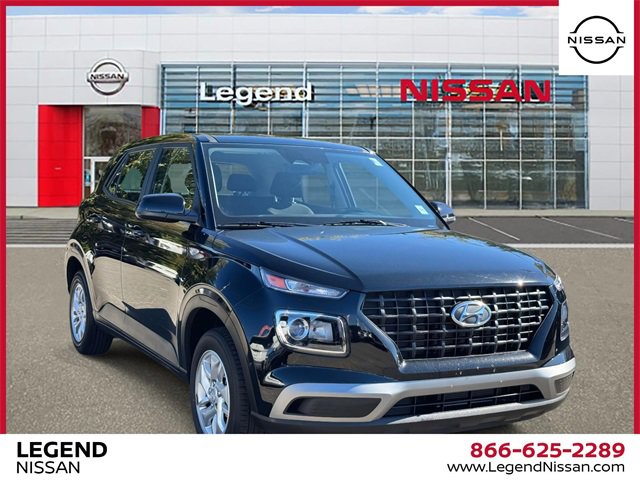 Used 2023 Hyundai Venue SE w/ Cargo Package