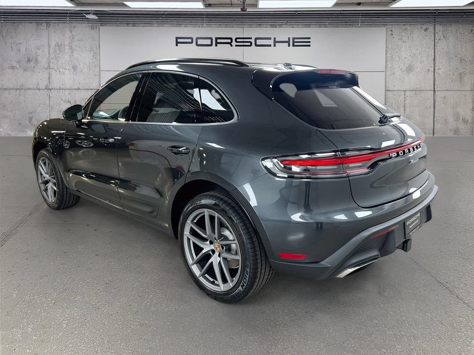 New 2026 Porsche Macan AWD/4WD image 3