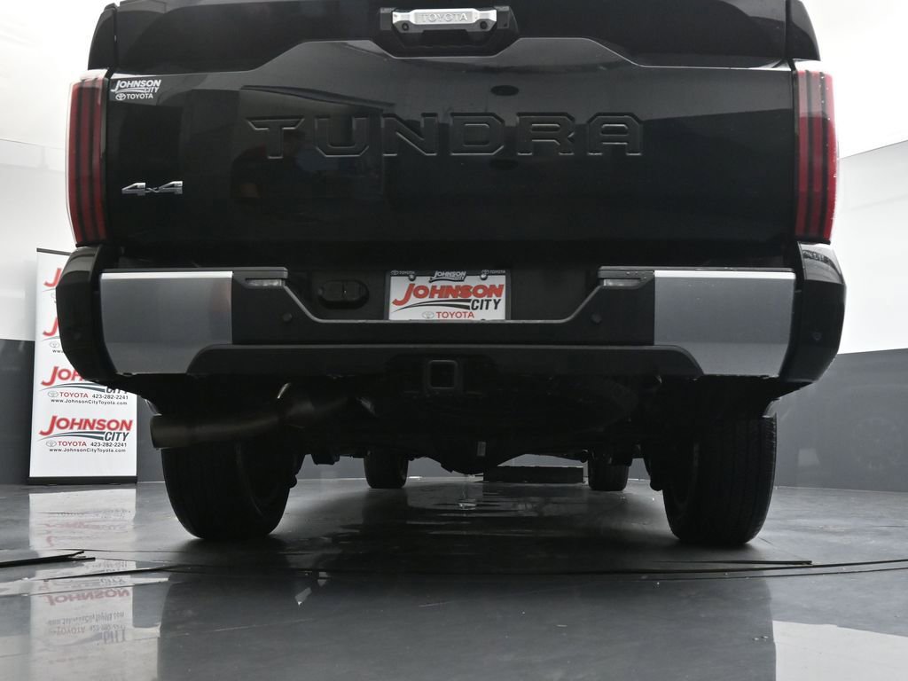 Used 2023 Toyota Tundra Limited AWD/4WD image 37