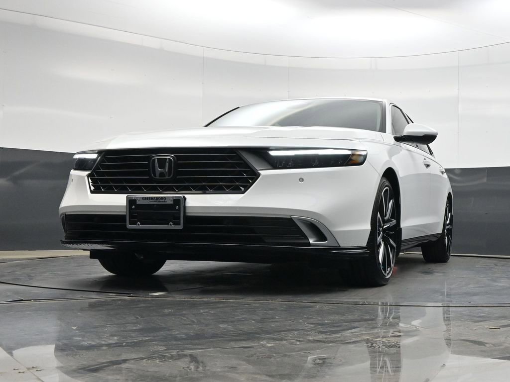 Used 2024 Honda Accord Touring image 29