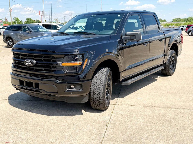 Used 2025 Ford F150 XLT w/ Equipment Group 302A MID AWD/4WD image 7