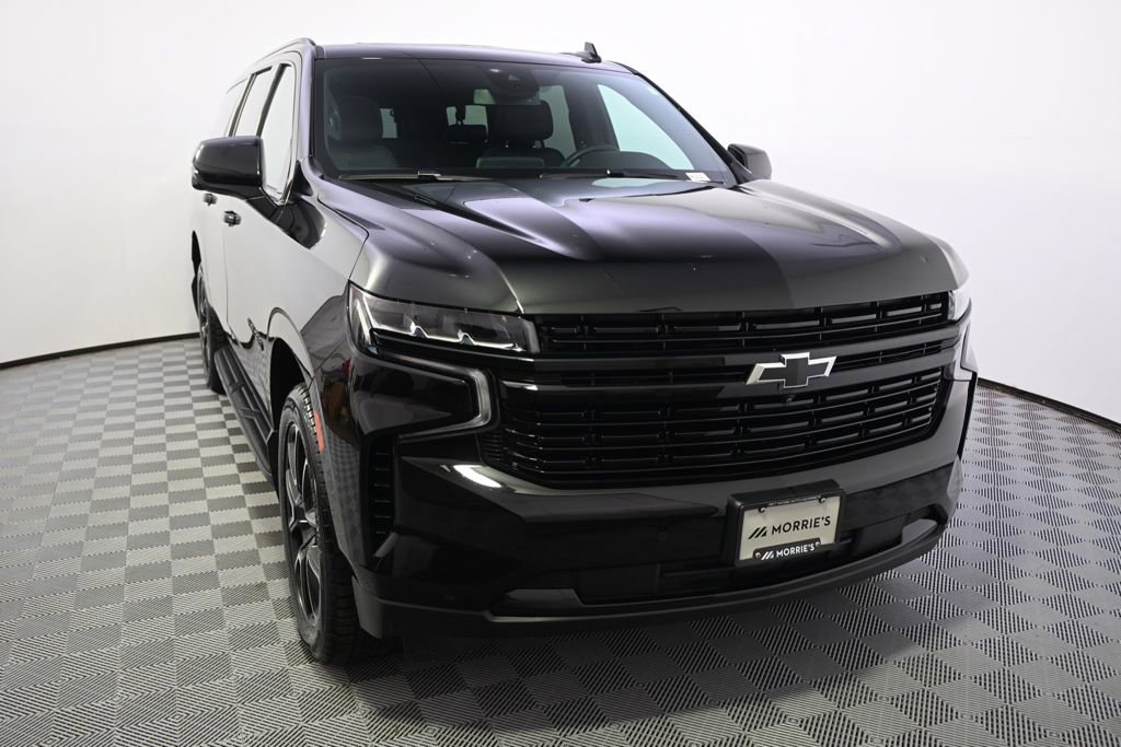 Used 2023 Chevrolet Suburban RST w/ Luxury Package AWD/4WD image 9