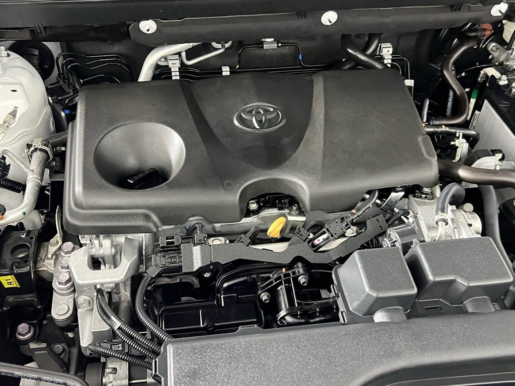 Used 2025 Toyota RAV4 LE image 35