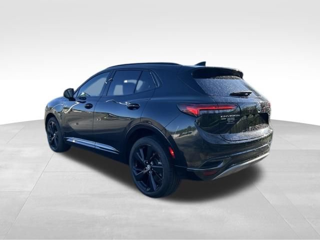 Used 2022 Buick Envision Essence w/ Technology Package I AWD/4WD image 3
