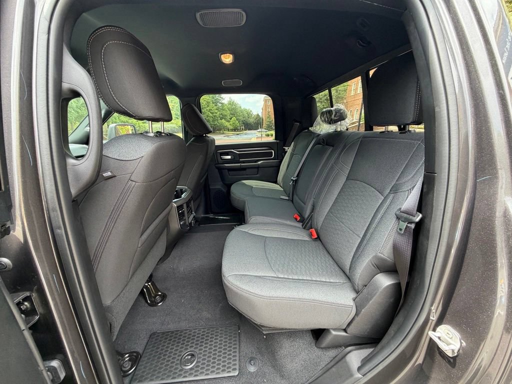 New 2026 RAM 2500 Big Horn AWD/4WD image 12