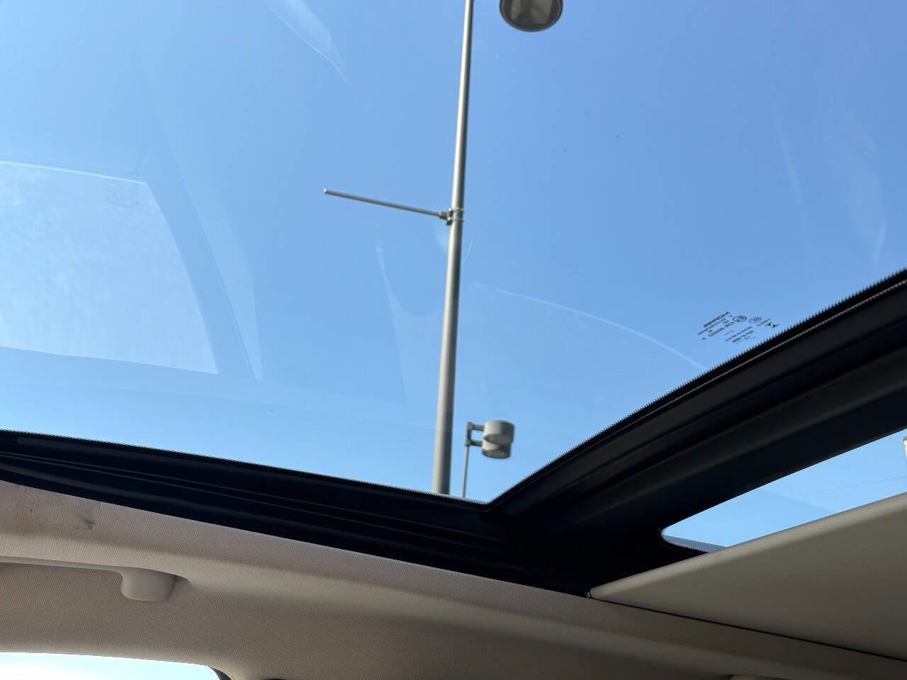 Used 2014 Jeep Cherokee Limited image 21