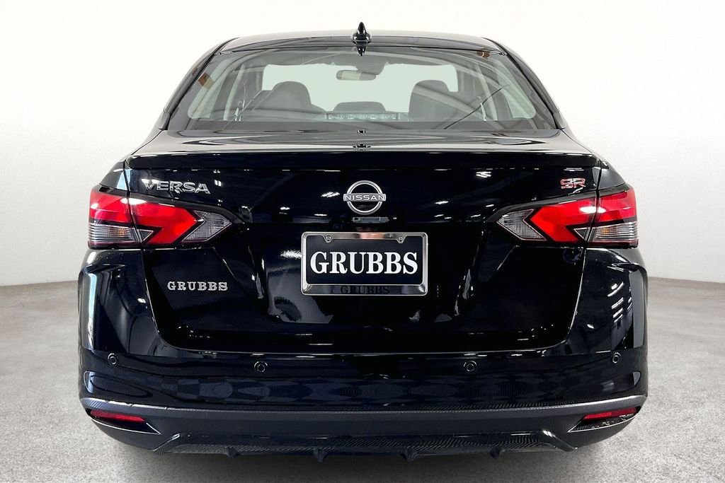 New 2025 Nissan Versa SR w/ Trunk Package image 7
