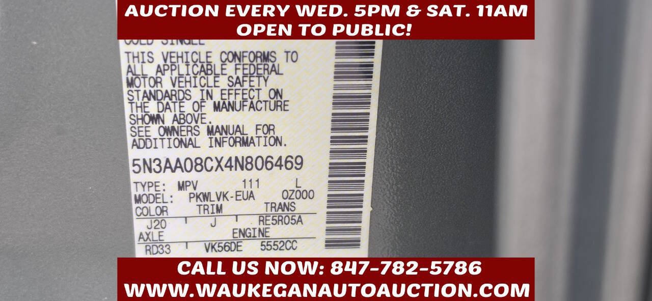 Used 2004 INFINITI QX56 4WD w/ Smart Vision Pkg image 9