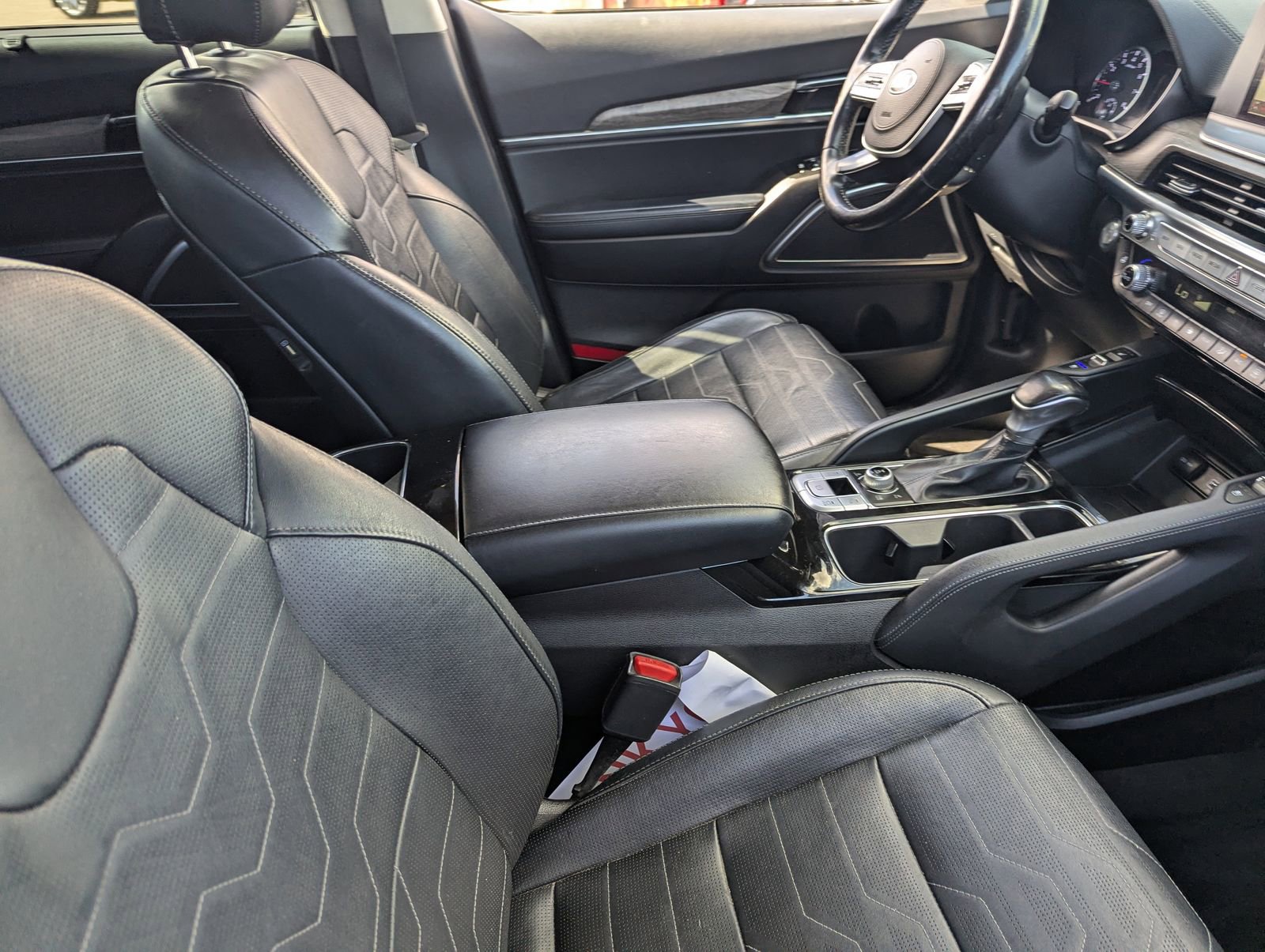 Used 2020 Kia Telluride SX w/ SX Prestige Package image 11