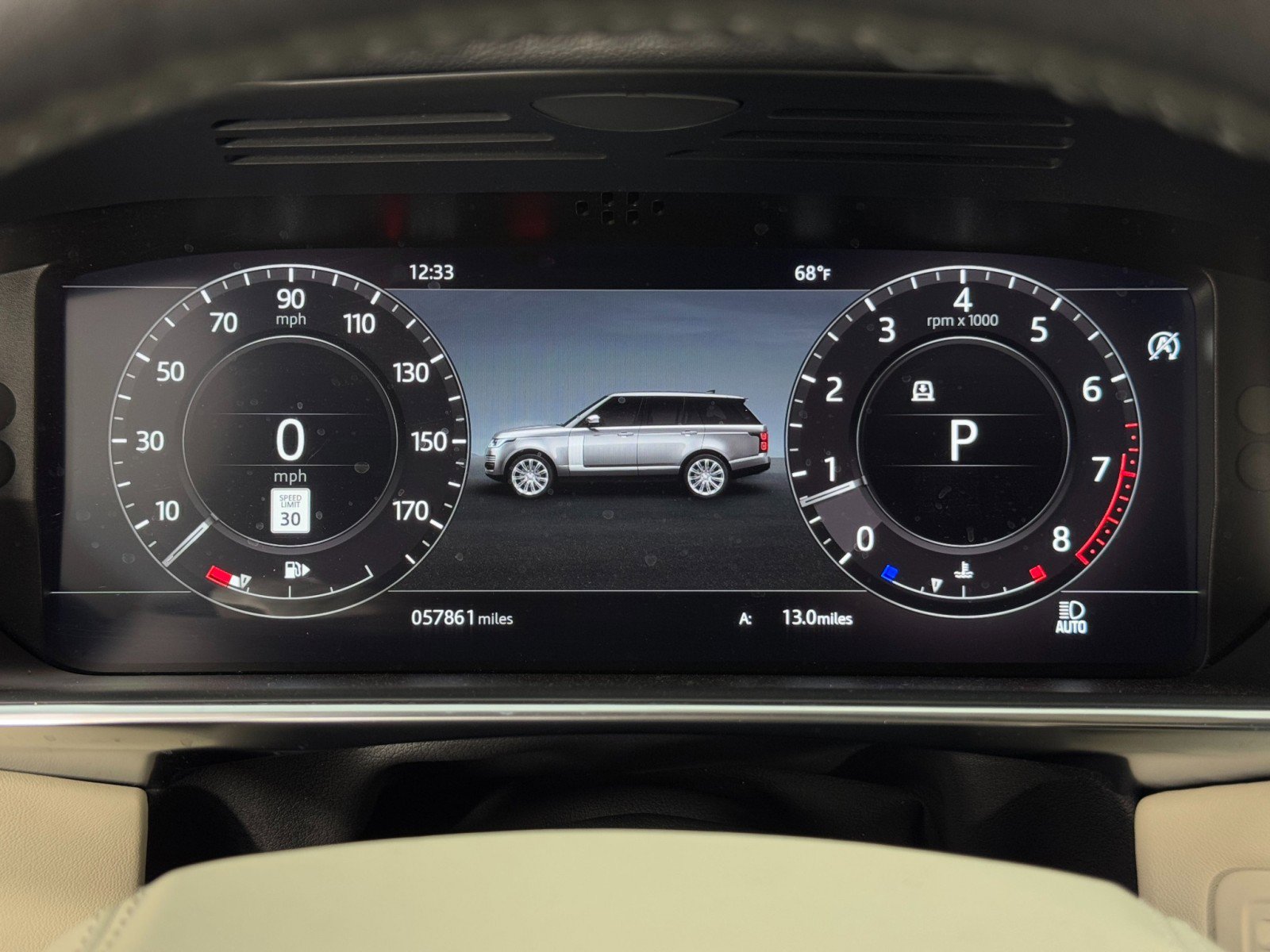 Used 2021 Land Rover Range Rover P525 Westminster Edition image 21