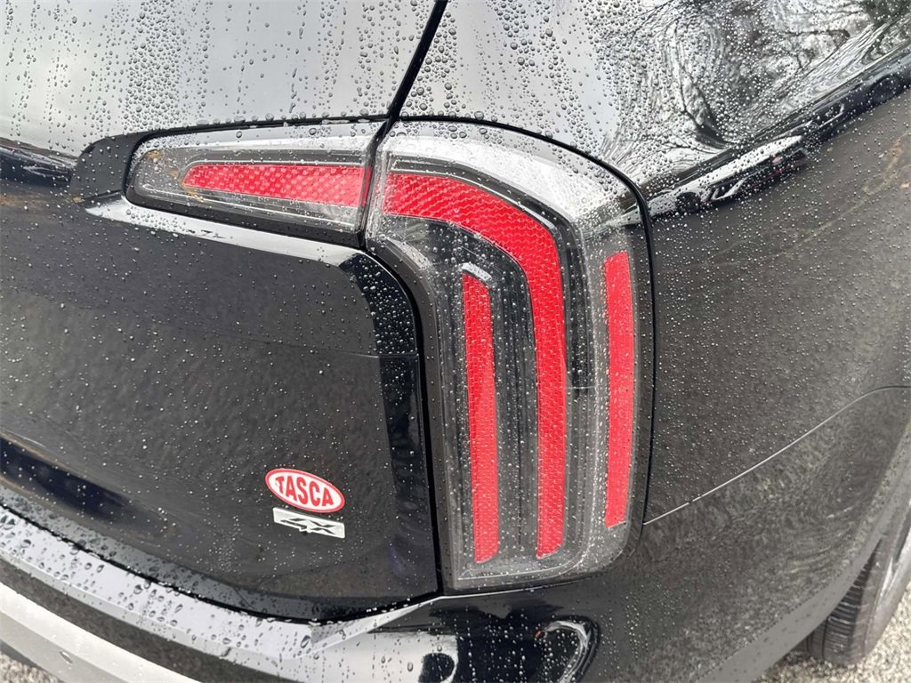 Used 2023 Kia Telluride EX image 10