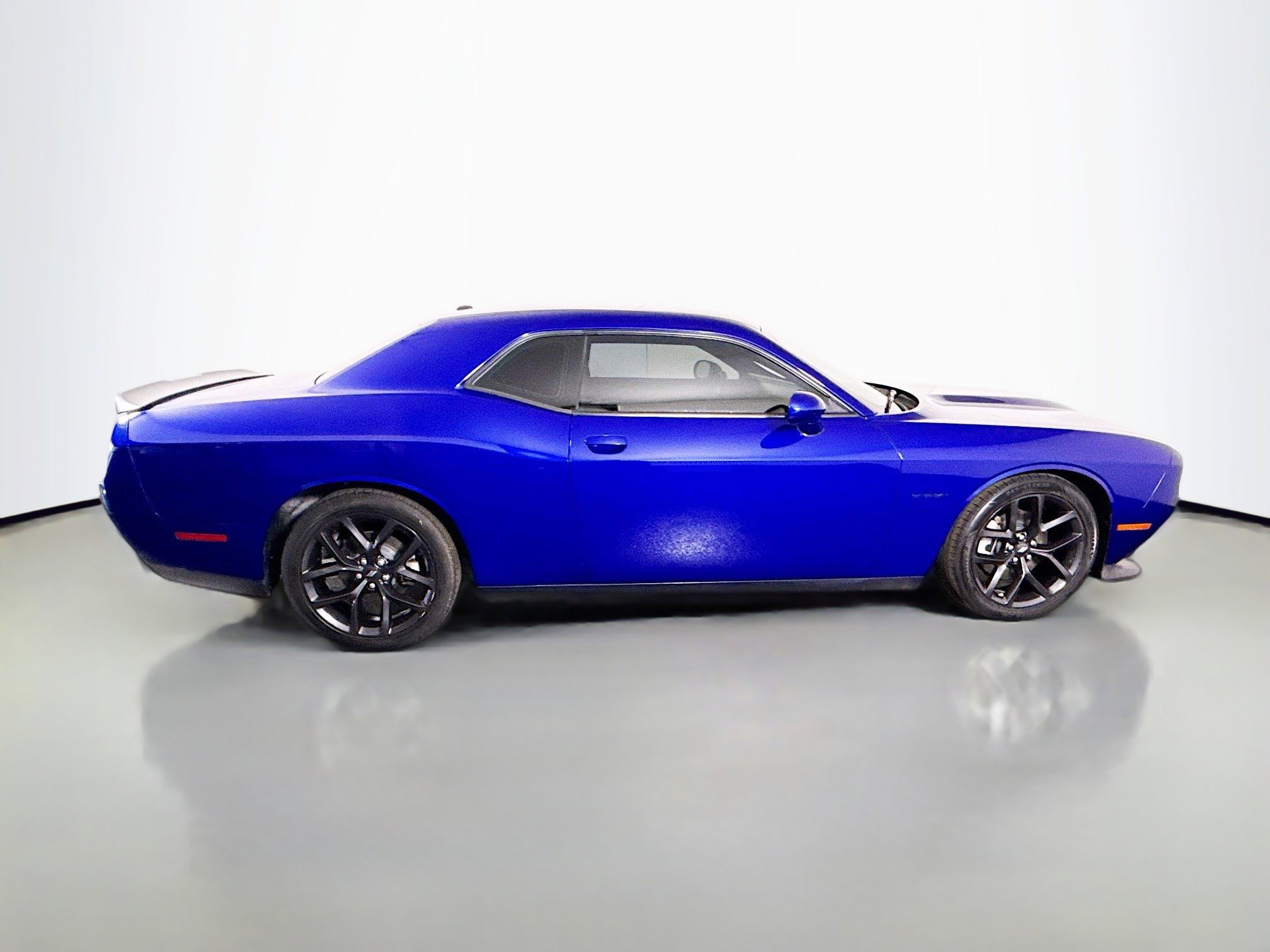 Used 2021 Dodge Challenger R/T w/ Blacktop Package image 11