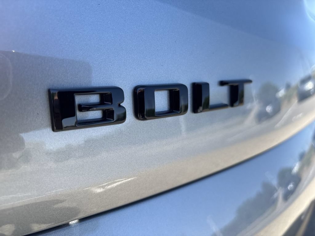 New 2027 Chevrolet Bolt LT w/ LPO, All-Weather Package FWD image 32