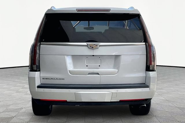 Used 2016 Cadillac Escalade 2WD image 6