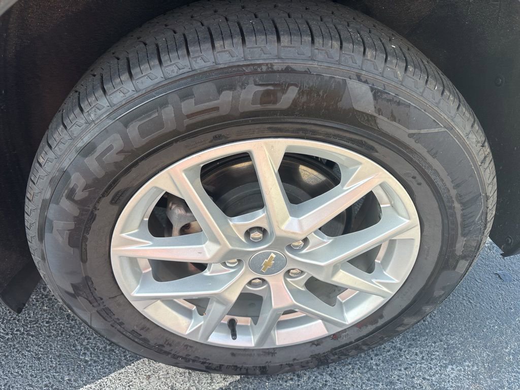 Used 2024 Chevrolet Equinox LT AWD/4WD image 11