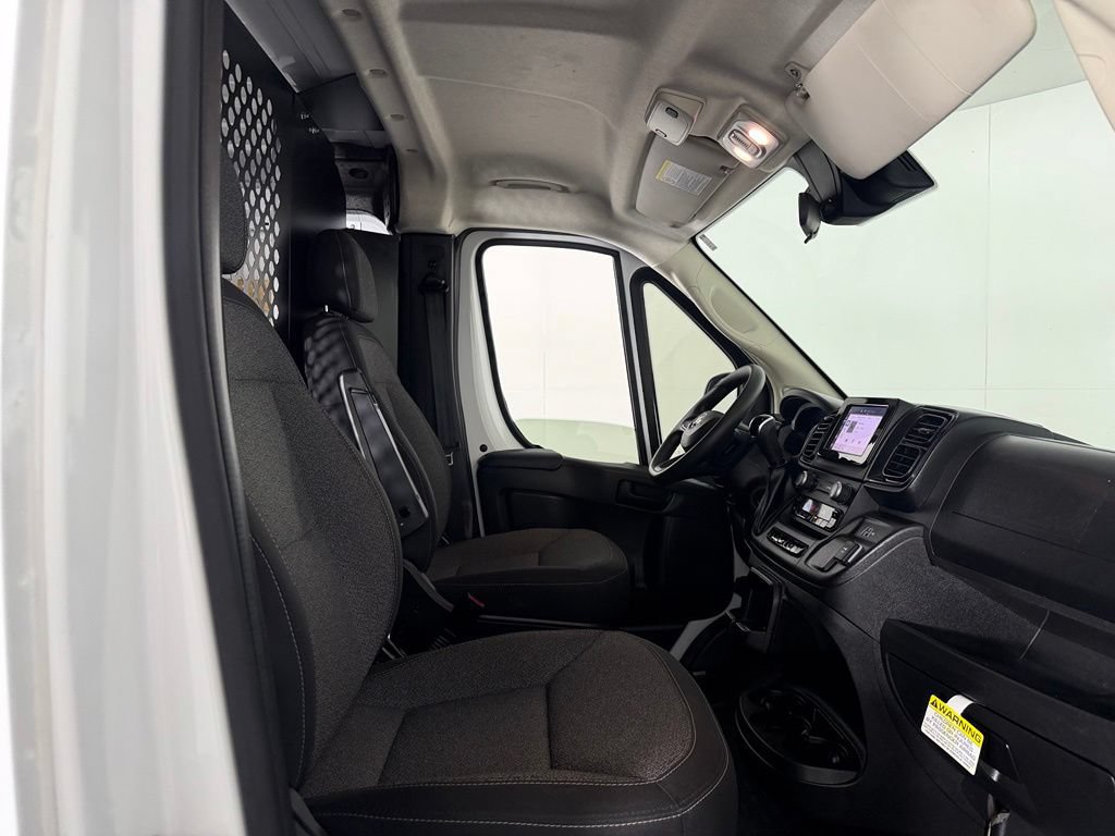 Used 2025 RAM ProMaster 2500 w/ U-Haul Equipment Group FWD image 27