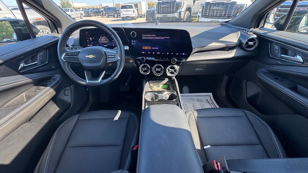 Used 2024 Chevrolet Blazer EV LT AWD/4WD image 13