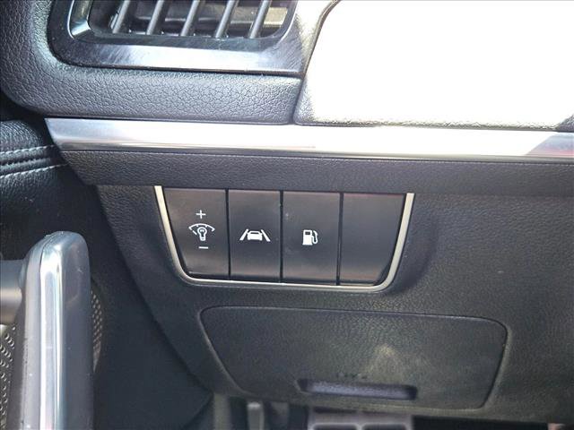 Used 2023 Kia Stinger GT-Line w/ Sun & Sound Package RWD image 15