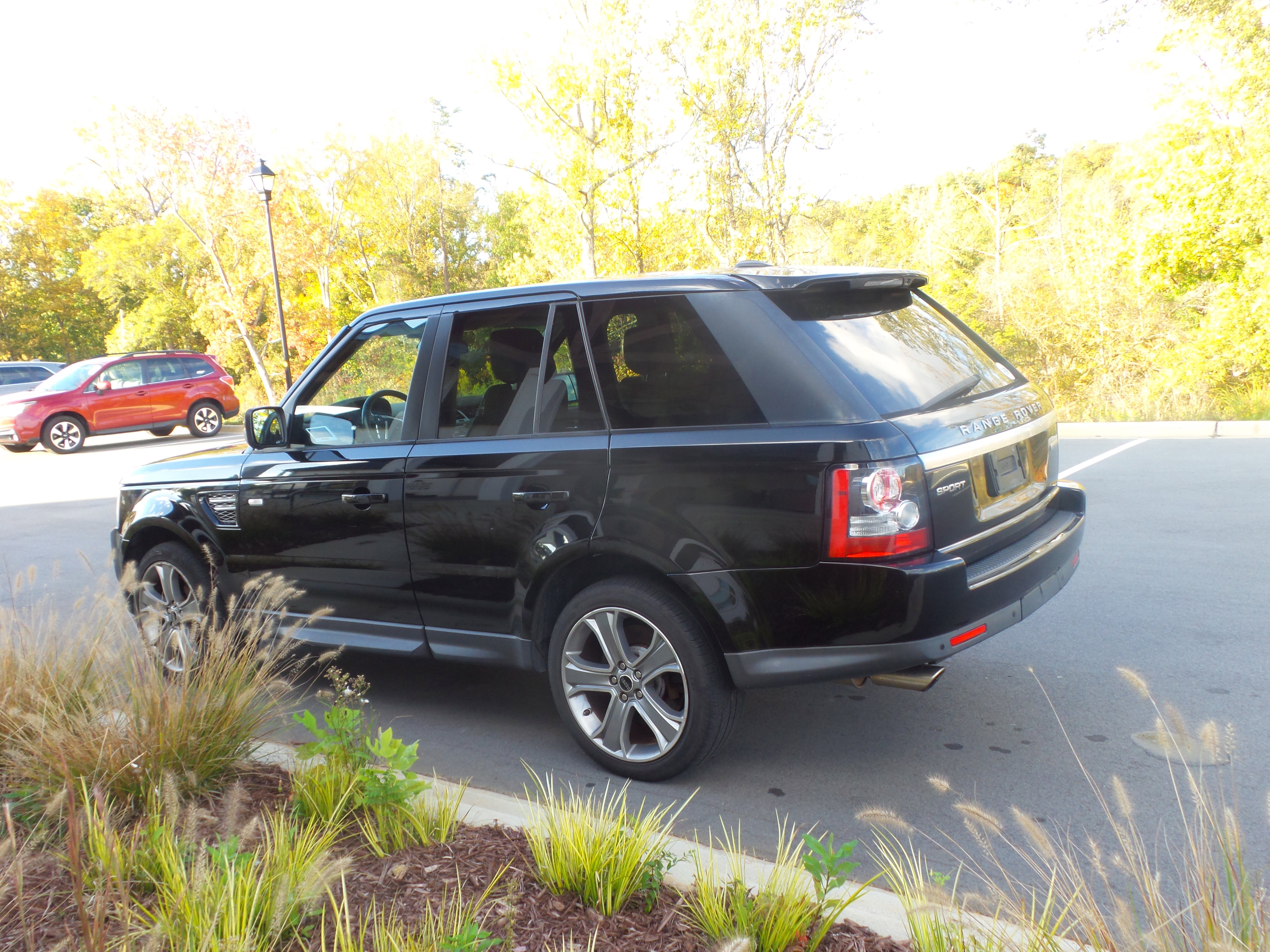 Used 2012 Land Rover Range Rover Sport Supercharged AWD/4WD image 8