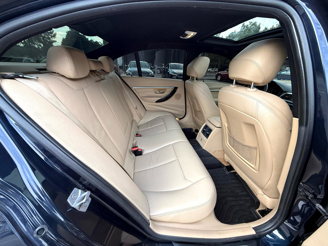 Used 2016 BMW 328i Sedan image 13