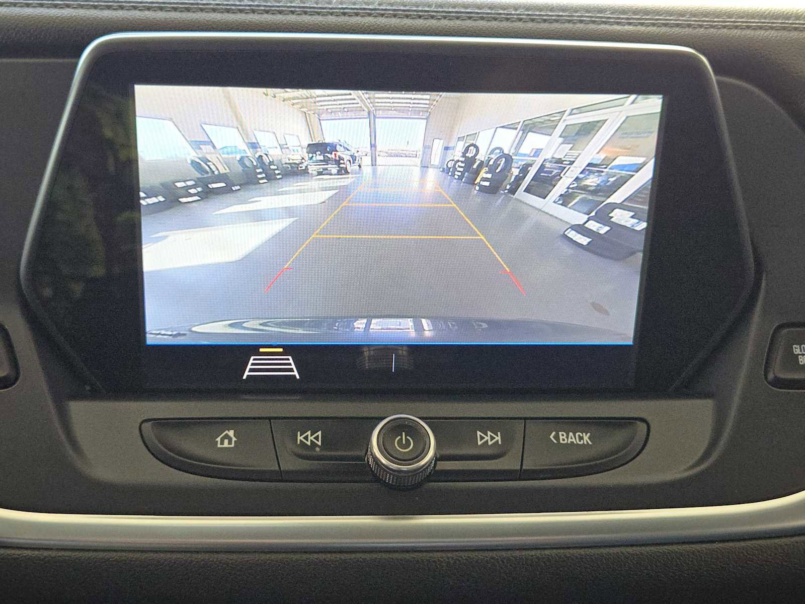 Used 2020 Chevrolet Blazer LT image 18