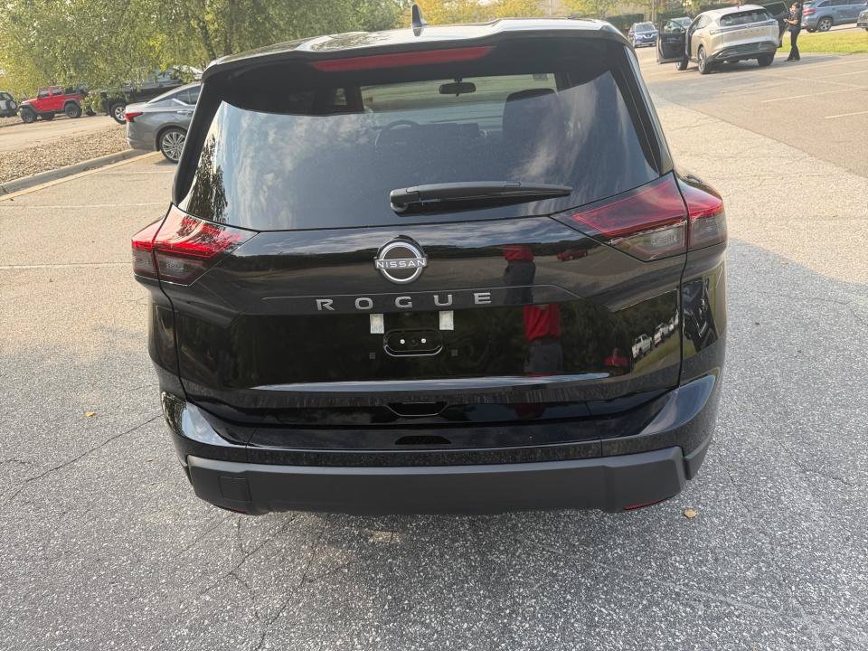 New 2026 Nissan Rogue S FWD image 14